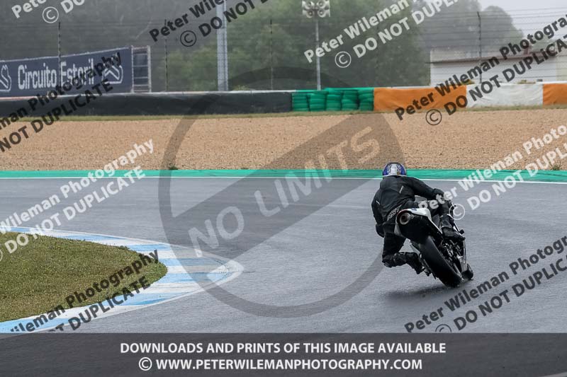 estoril;event digital images;motorbikes;no limits;peter wileman photography;portugal;trackday;trackday digital images